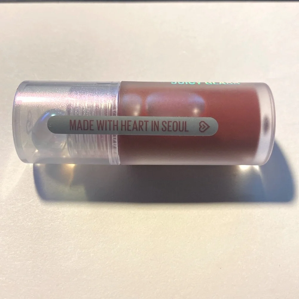 Kaja - juicy glass lip oil cherry cola